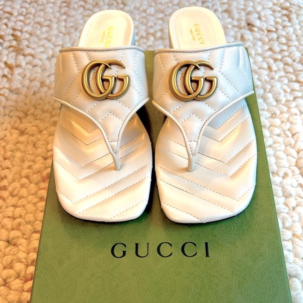 Gucci Double G Quilted Thong Flats in cream white